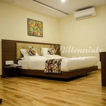 Millennials Hotel Bangalore Exteriör bild