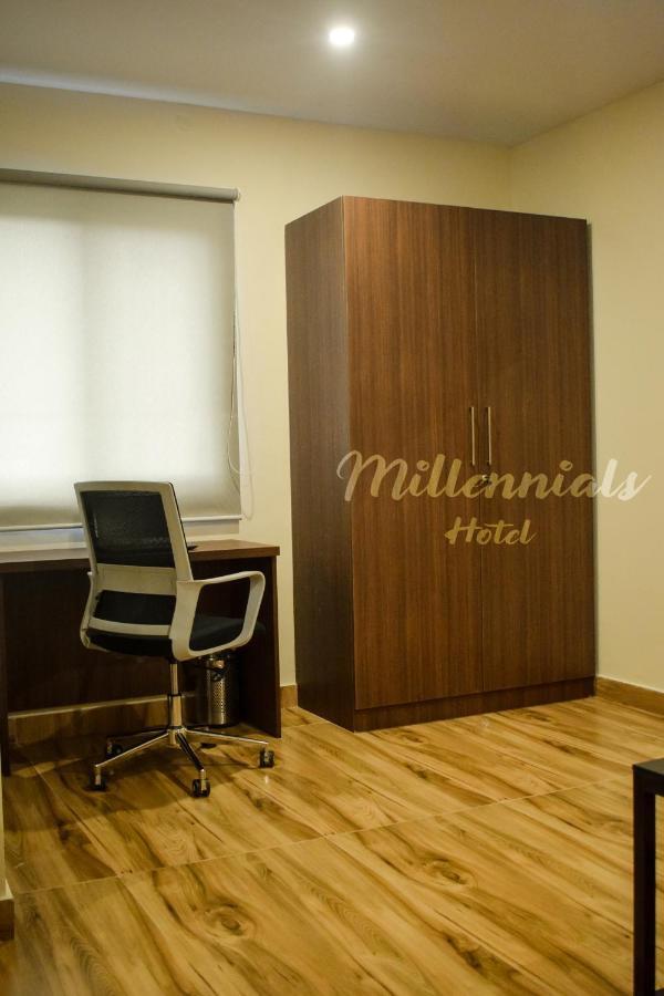 Millennials Hotel Bangalore Exteriör bild